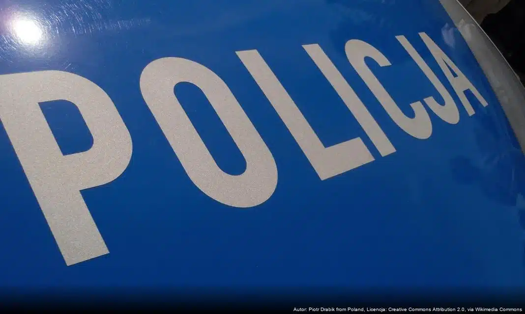 Pokaz ratownictwa na lodzie w Kępnie w ramach zimowej akcji profilaktycznej